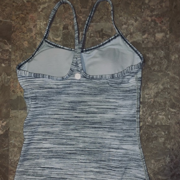 grey & white lulu tank - Picture 1 of 2